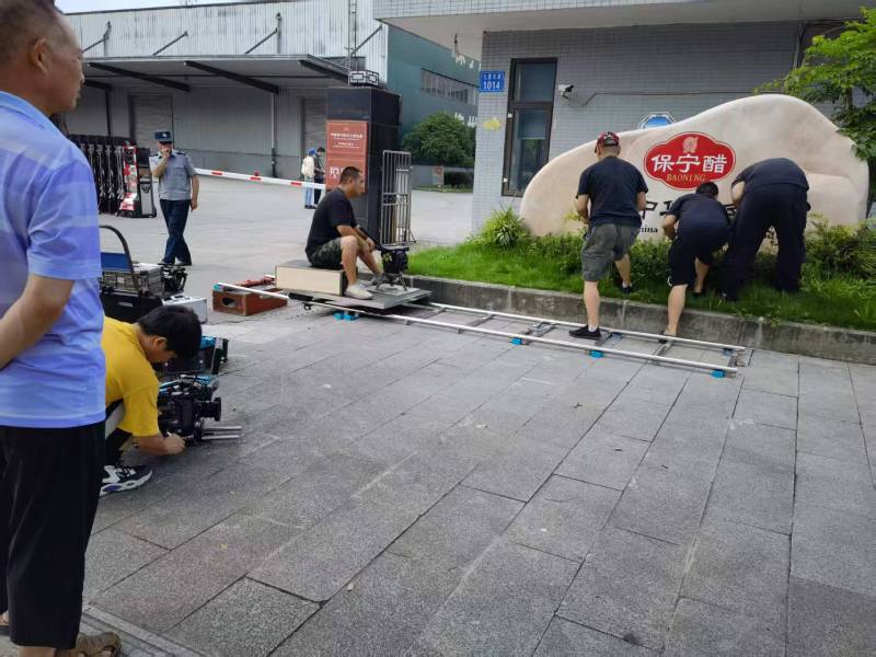 南明区广告片拍摄公司核心优势：全流程服务，让品牌广告片省心更出彩