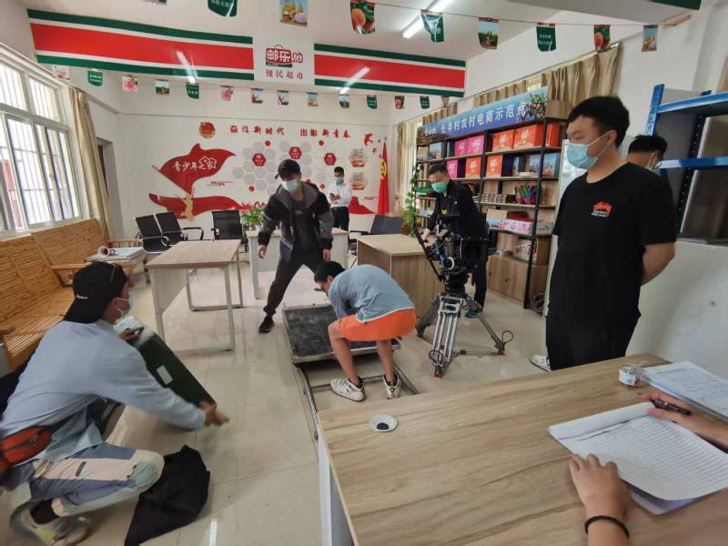南明区广告片拍摄公司：极简主义践行者，少即是多的视觉哲学